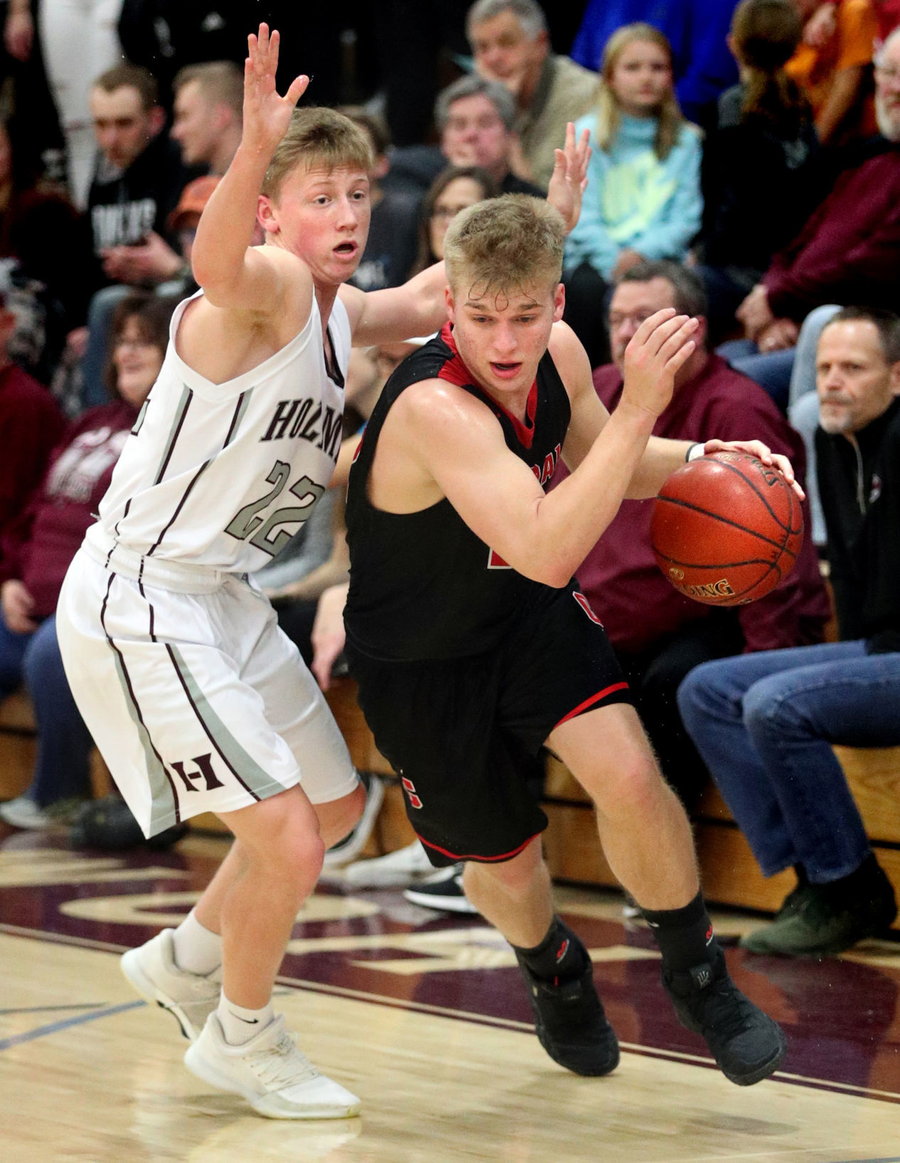 Dec 14: La Crosse Central vs Holmen